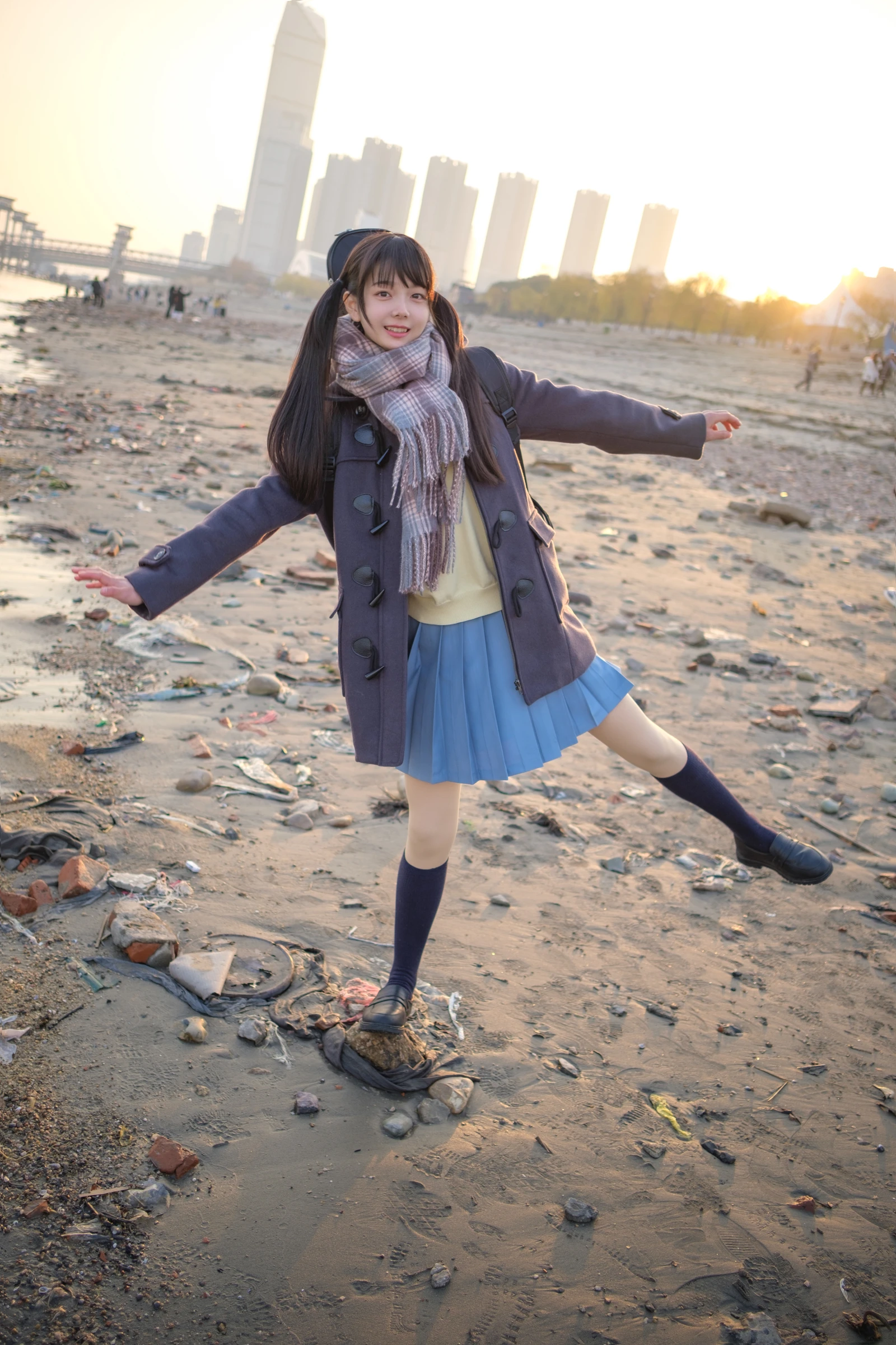 柴系小乖(稚乖画册)---赤西夜夜-吉他少女-[83P1V-1.53GB]-5.webp